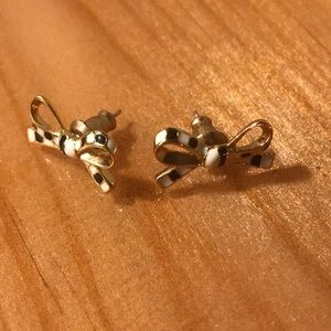 Gold, black, and white bow studs